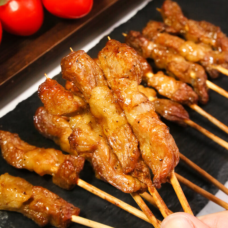 先领120-60恒都牛肉串 120g*10盒（约60串）包邮；折1.1/串；效期到25年4月介意的慎拍插图